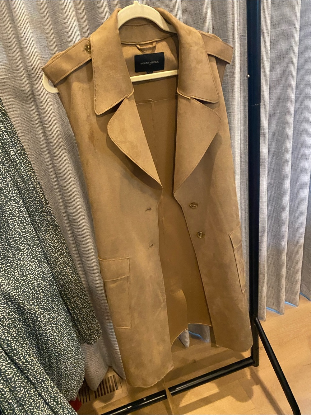 Banana Republic Sleeveless Trench coat vest